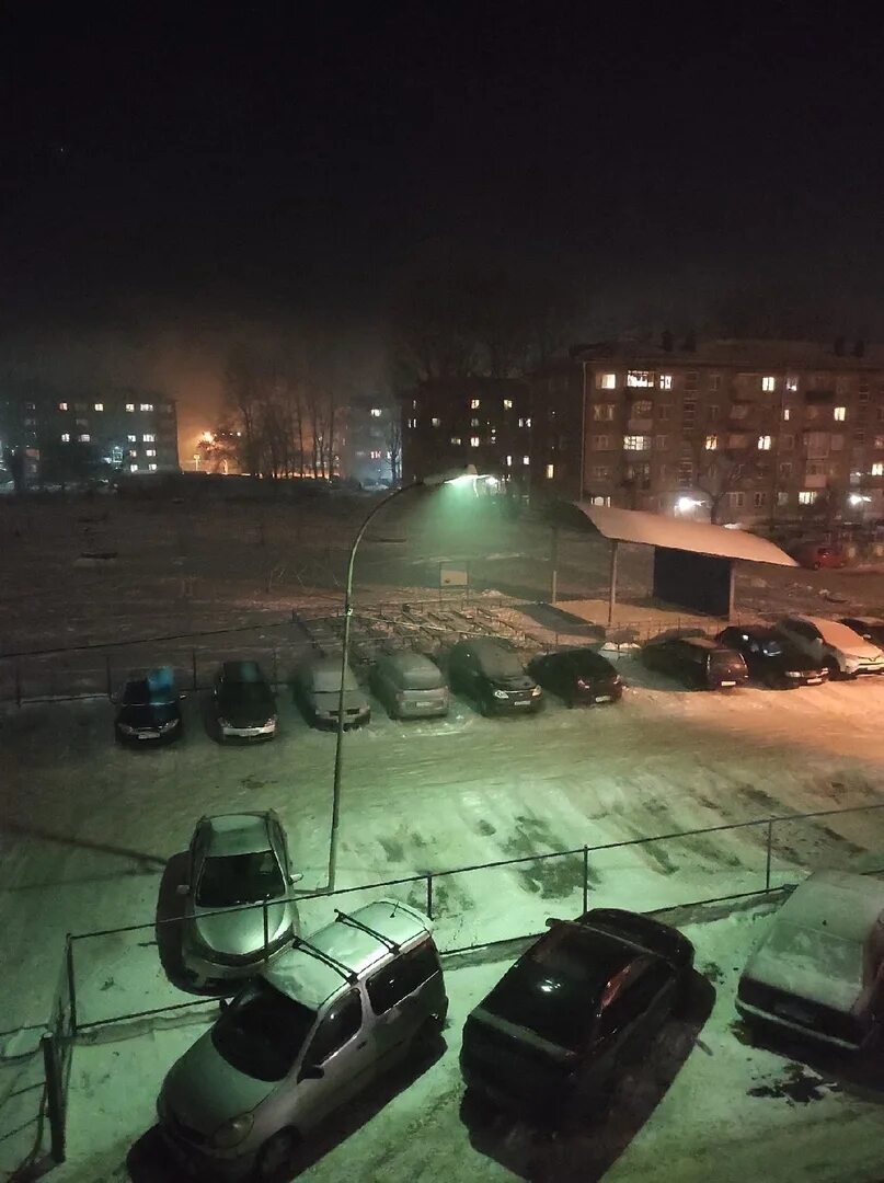 Калининград лукойл морнефть. Почему в нефтяниках нет света. Почему в нефтяниках нет света. Почему в нефтяниках нет света. Почему в нефтяниках нет света.