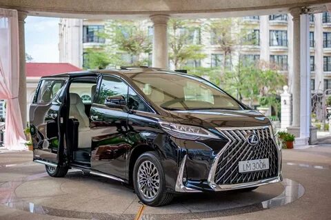 Lexus lm
