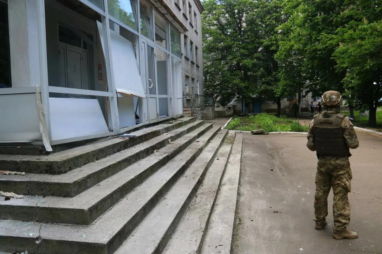 город марьинка донецкая область. красногоровка донецкая область. красногоровка марьинский район.