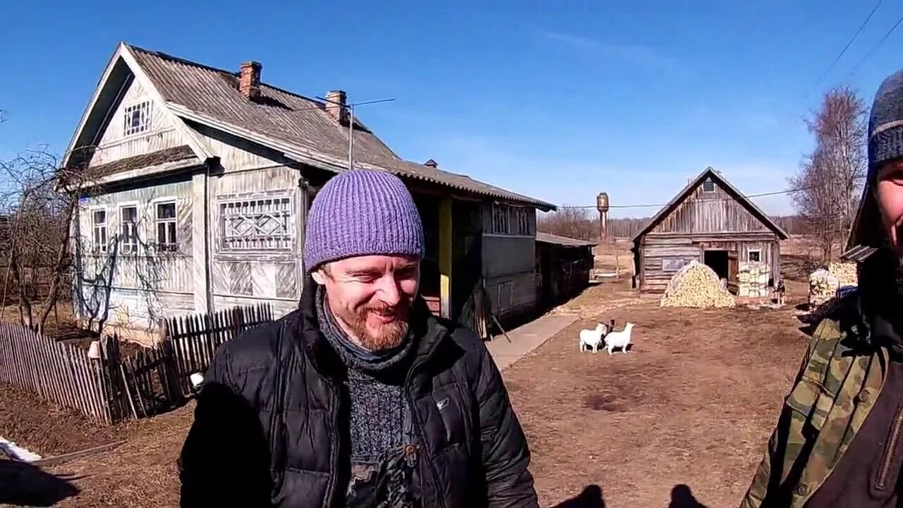 Родители переехали в деревню. Жизнь в деревне. Поездка в деревню. Соседи в деревне. Уехать в деревню.