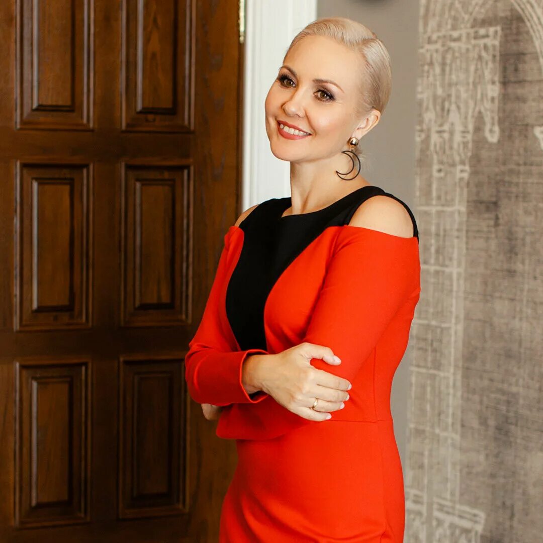 астролог блондинка. астролог блондинка. василиса володина давай поженимся. василиса володина 18. василиса володина 2022.