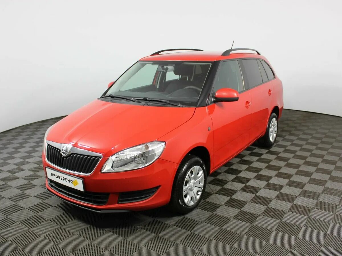 Шкода фабия 4 купить. Фабия 2. Шкода Фабия 2. Skoda Fabia 2014 универсал. Шкода Фабия 2 Рестайлинг универсал.