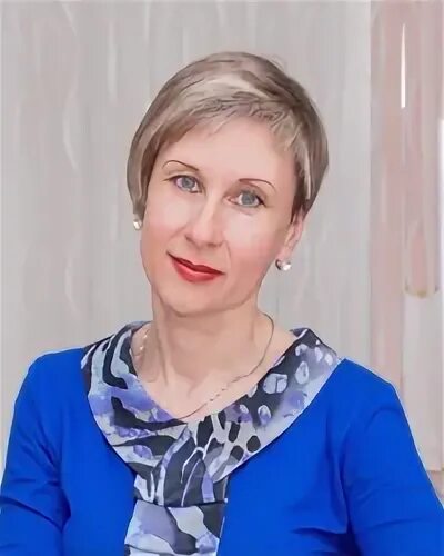 Фамилия директора гимназии