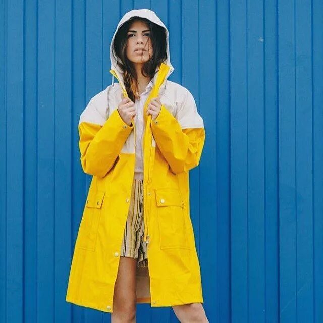 Yellow Raincoat плащ. Cecil дождевик желтый. Stutterheim дождевик.