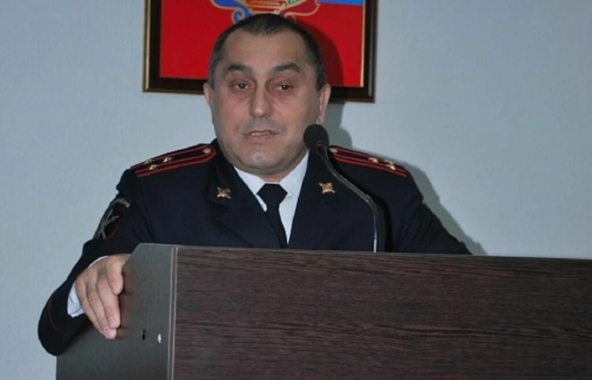 Начальник полиции в дагестанских огнях. Начальник отдела даг огни. Начальник пфр даг огни. Рашидбегович главное управление дагестан. Начальник пенсионного фонда дагестанские огни.