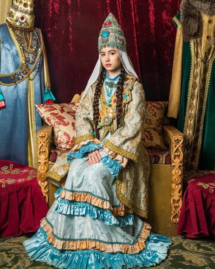 Сююмбике царица казанского ханства. Сююмбике царица. татарская принцесса сююмбике. сююмбике царица казанская. казанская царица сююмбике портрет.