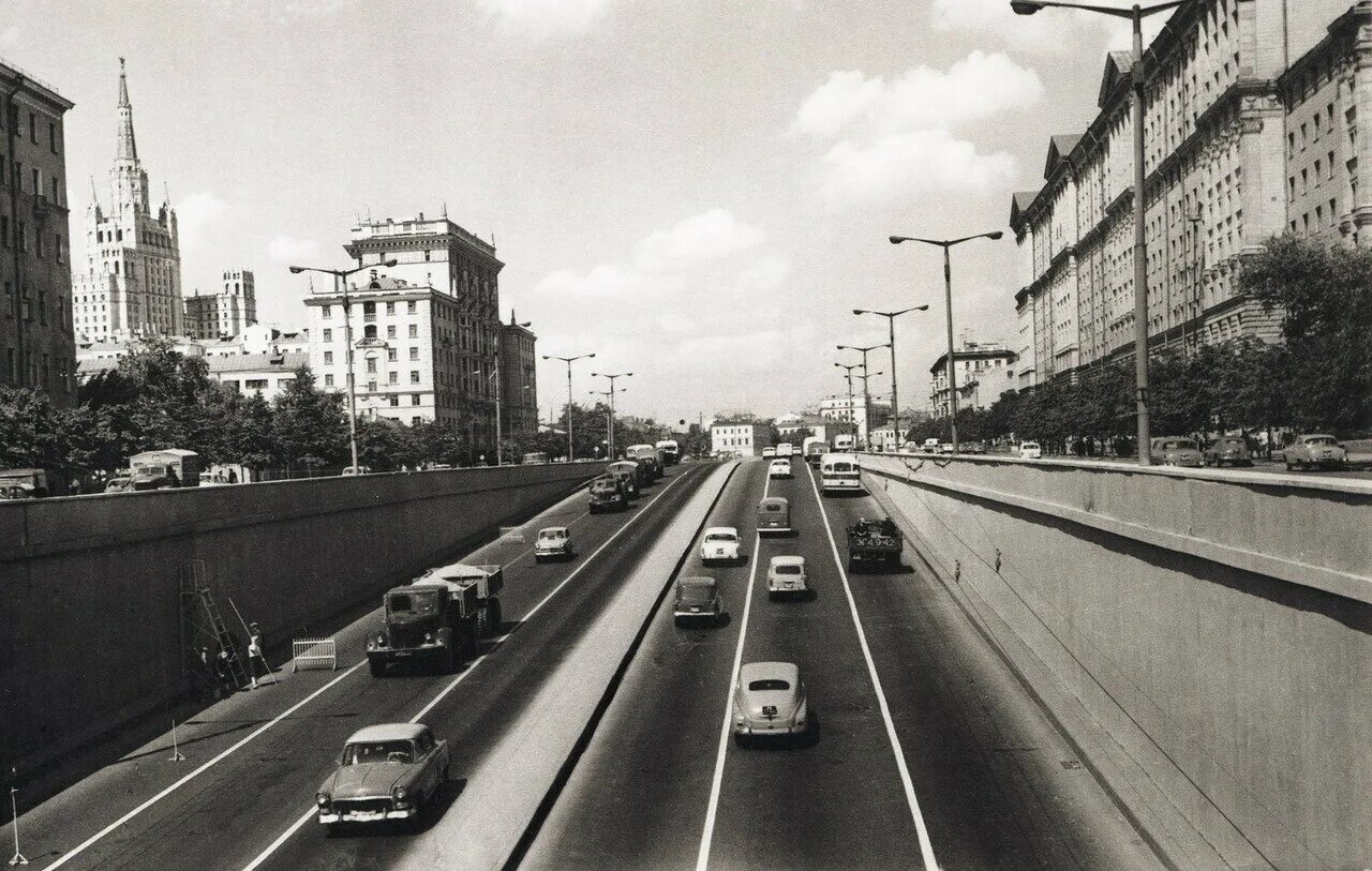 Калининский район москвы ссср. Кутузовский проспект 1965. Улица Чайковского Москва. Москва 1960.