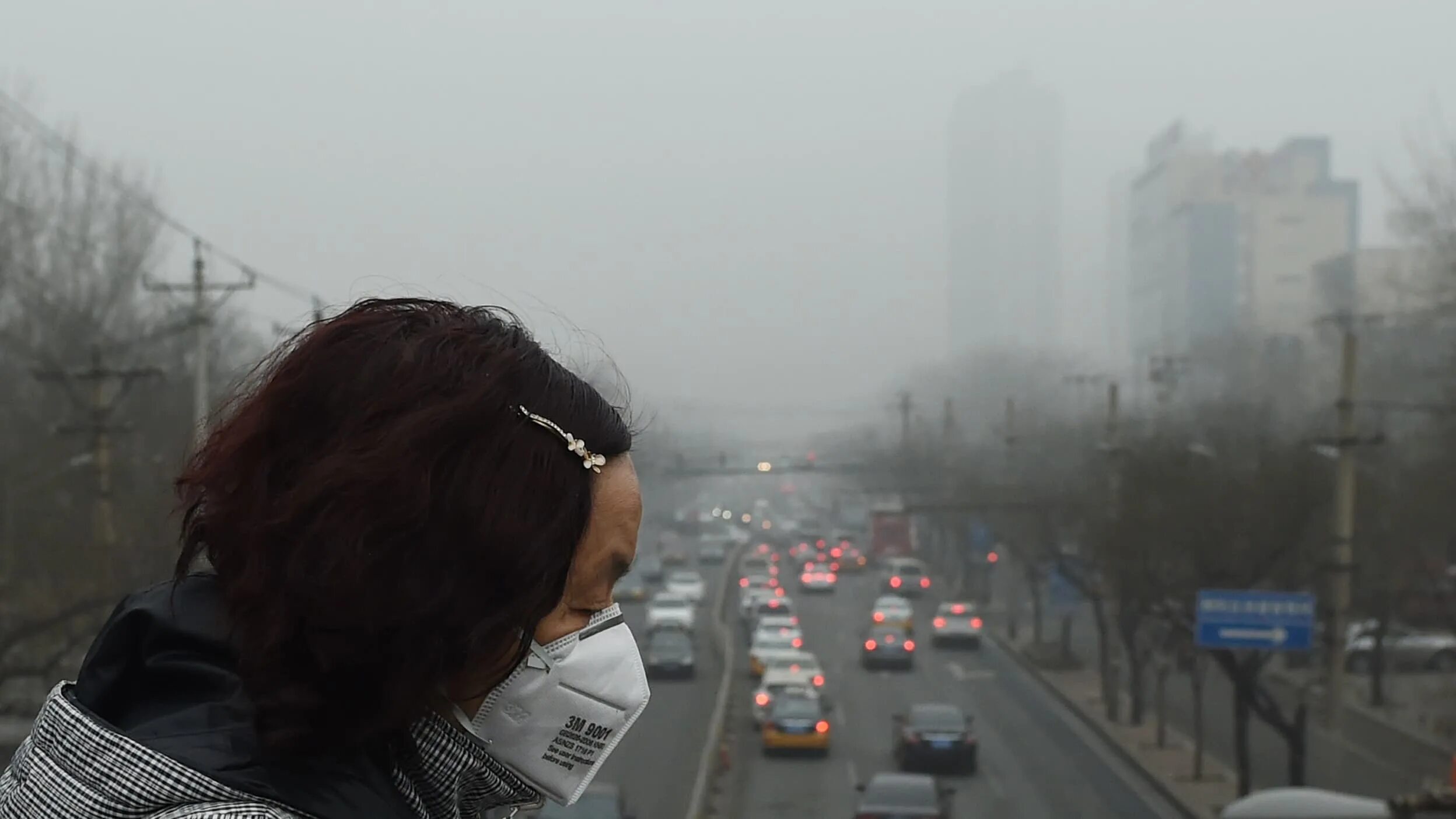 Экологический стресс. Грязный воздух. Загрязнение атмосферного воздуха. Загрязнение воздуха человеком. Загрязнение воздуха люди в городе.