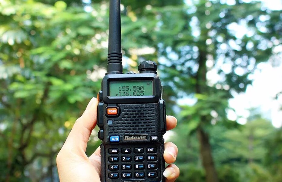 Производители радиостанций. Рация Retevis RT-5r. RT 5 R рации Ретевис. Baofeng UV-5r Black. Baofeng UV-5r 5w.