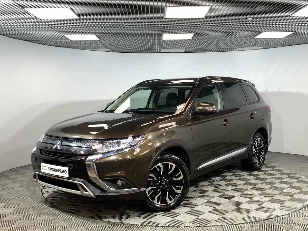 Mitsubishi outlander 15 года. Митсубиси аутлендер 2016. Mitsubishi outlander 15 год. Mitsubishi outlander 15 год. Митсубиси аутлендер 2017 года.