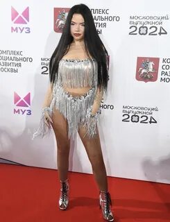 Bank xodimi bilan jinsiy aloqa