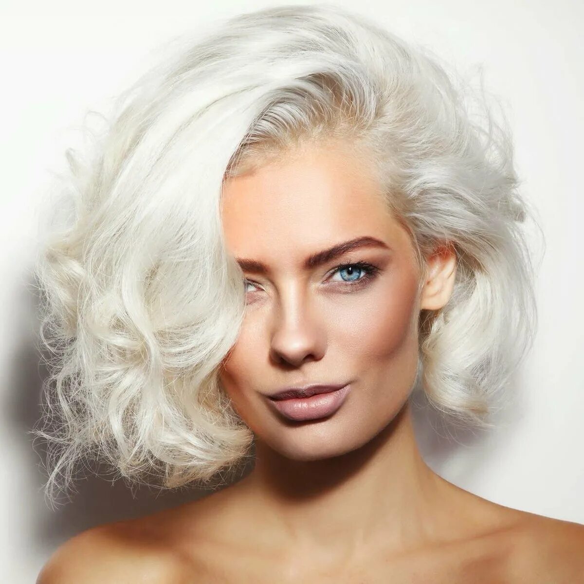 тотал блонд жемчужный. жемчужина пепельный блонд. платиновый перламутровый блонд жемчужный. серебристо жемчужный блонд. ультра платиновый блонд эстель.