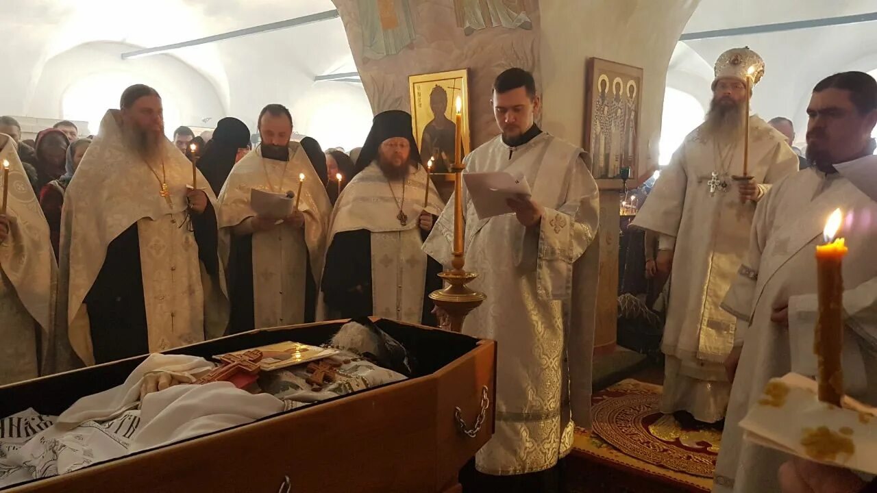 почившие архимандриты. иеромонах иоасаф тихонова пустынь. архимандрит лазарь (аджич). архимандрит георгий капсанис. архимандрит сергий рыбко.