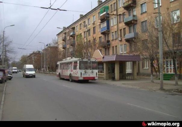 Горького 35 Алчевск. Г.Алчевск ул. Кирова 1. Алчевск ул Фрунзе д 40. Алчевск улица Горького 35.