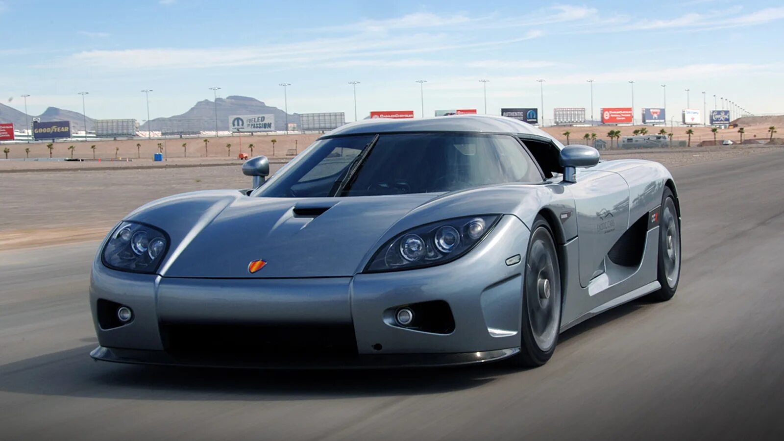 Кененсберг. Koenigsegg CCXR. Koenigsegg CCXR Trevita. Koenigsegg CCXR Форсаж. Машина Koenigsegg CCX.