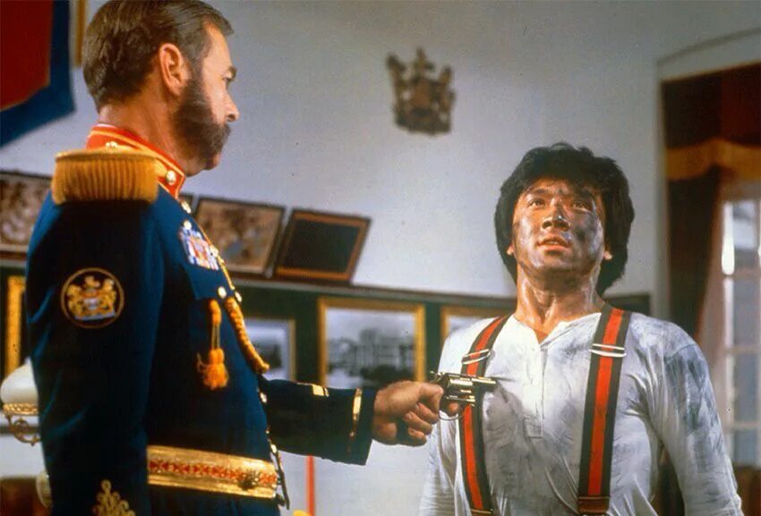 Команда а джеки чан. Джеки чан 1983 проект а. Команда а джеки чан. Проект а 2 джеки чан. Саммо хунг и джеки чан.