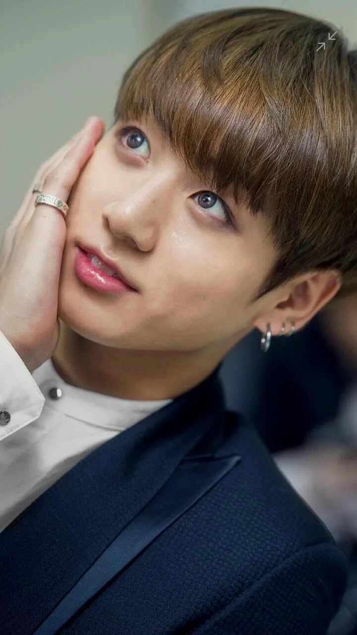 Гук б. Чон чонгук. bts чонгук. бтс чону гук. чочун гук.