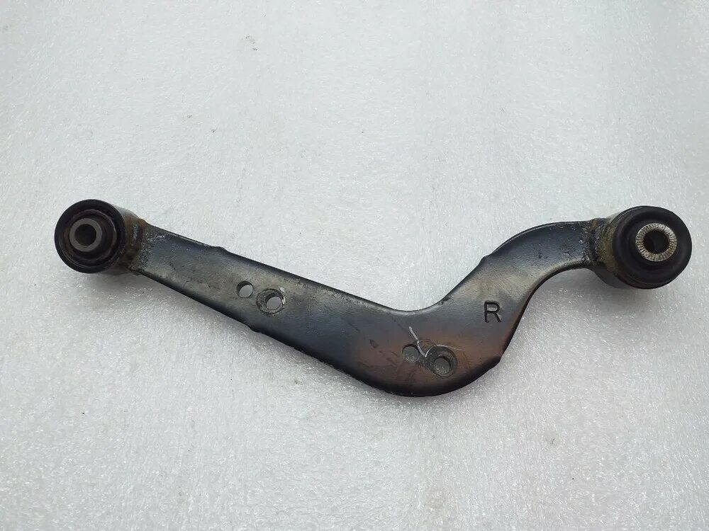 задний рычаг рав 4. рычаг поперечный задний правый верхний rav 4. задняя поперечная тяга 0125aca30. задние регулируемые рычаги toyota rav4 xa30. поперечный рычаг задняя рав 4 2008.