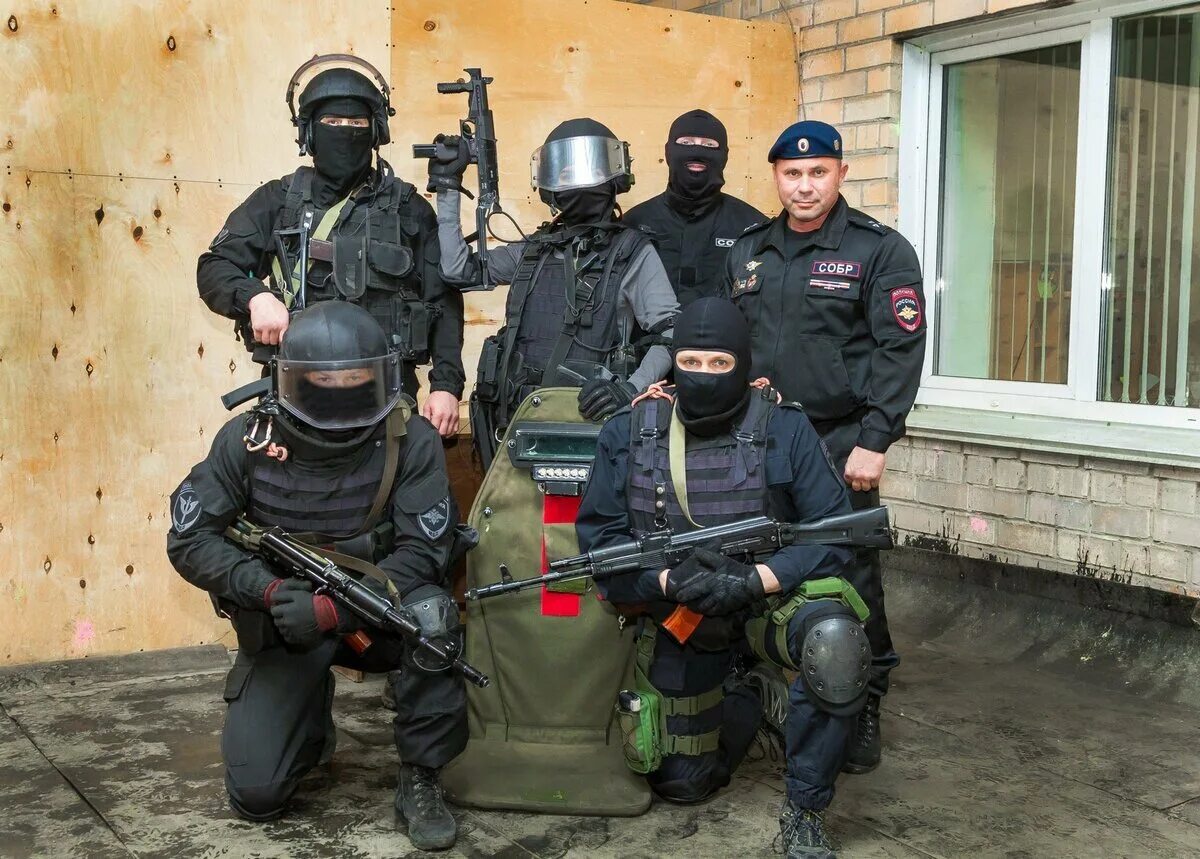 В особых формах на 1