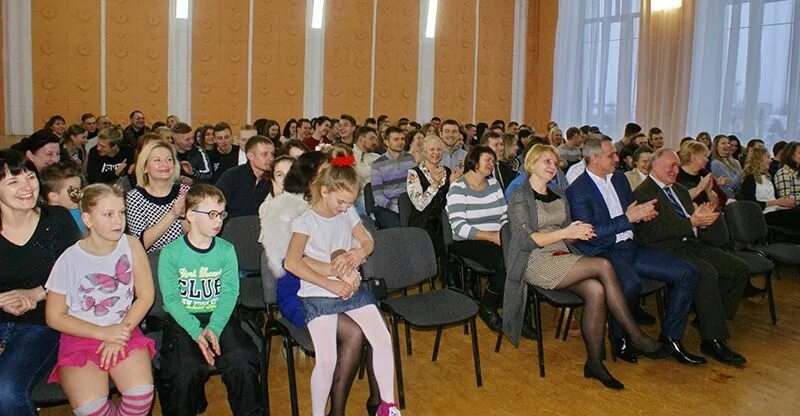 Школа 1 г. Рогачевская сош дмитровского района. Школа 3 рогачев. Рогачев сш. Рогачев гимназия.