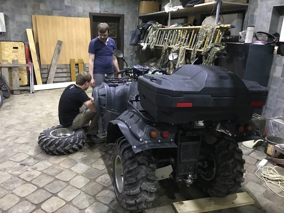 Стелс 300 разобранный. Подножки на квадроцикл cf moto 500. Замена масла в двигателе stels atv 50. Коробка передач cf moto x8. Стелс 300 разобранный.