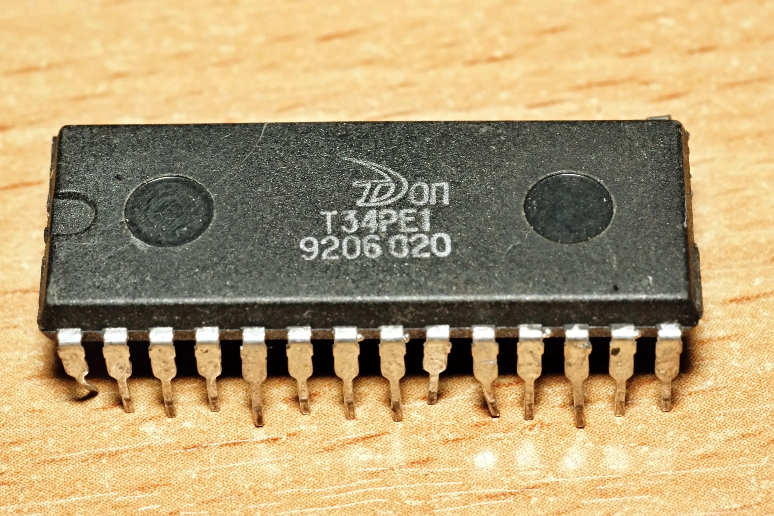 Микросхема пзу a18106a. Микросхемы озу, пзу. At24c512-10pi-2. Прерыватель пзу1302. Микросхема пзу sst25vf016b.