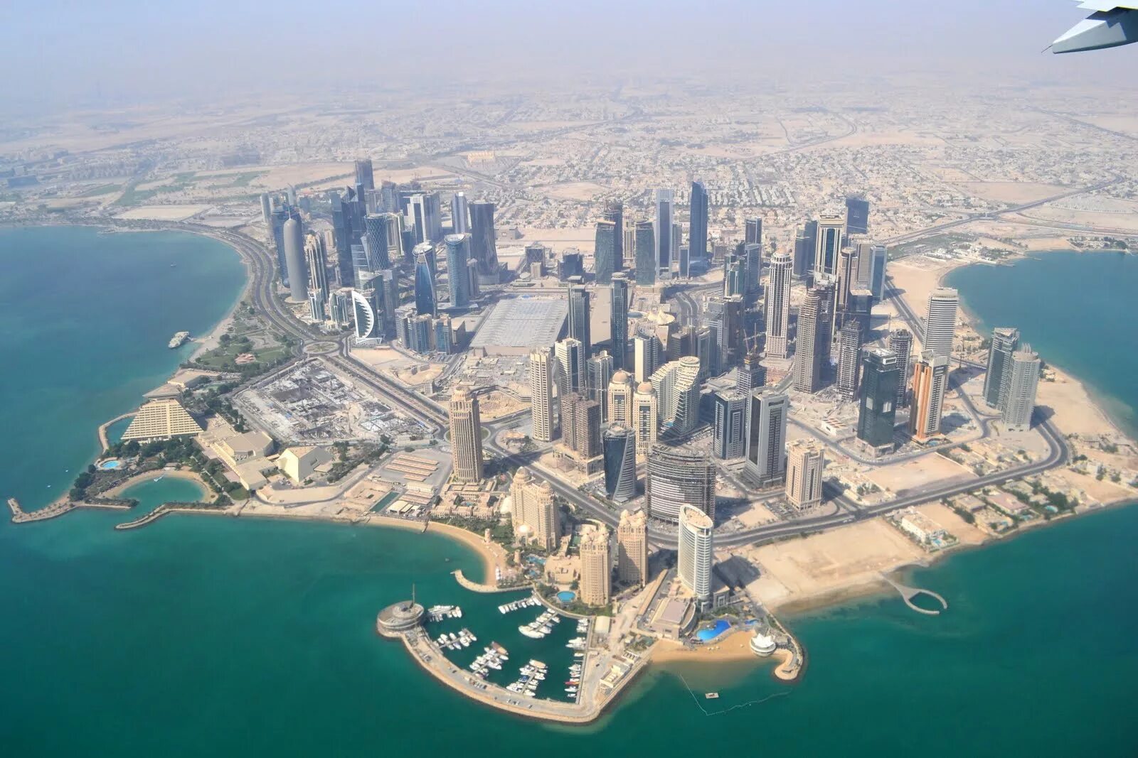 Очень богатые страны. Доха Катар. Доха Корниш Катар. Катар Кувейт. Катар Доха фото.