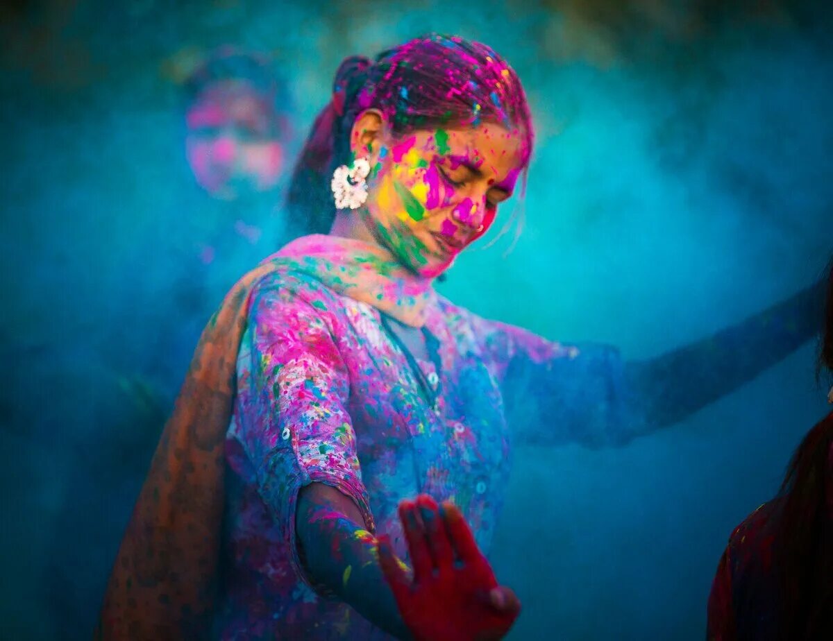 Холе оле. Фестиваль Холи в Индии. Holi праздник в Индии. Краски Холи Индия.