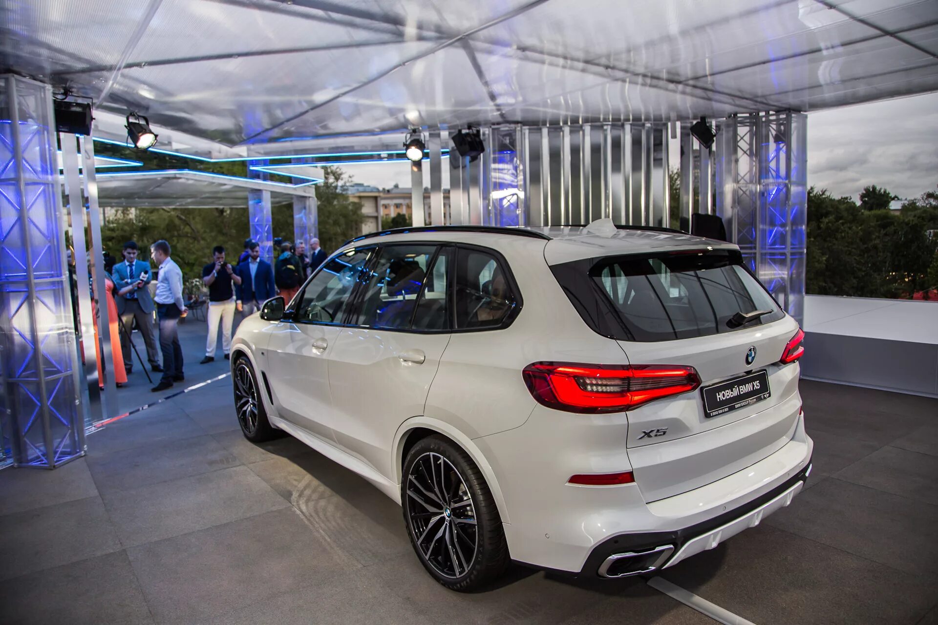 Новый бмв х5 2024. Новый х5 2024. Новый БМВ х5 2019. Х5м гибрид 2023. BMW x5 2024.