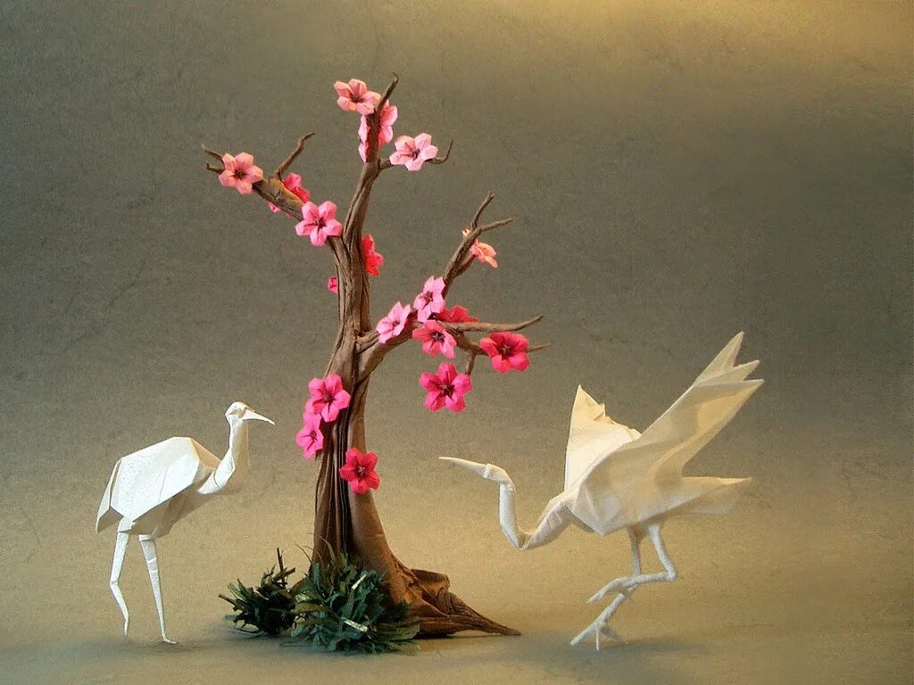 В какой стране появилось искусство оригами впервые. Оригами древнее искусство Японии. Искусство оригами в Японии. Акиро Йошидзава. Оригами Япония история.