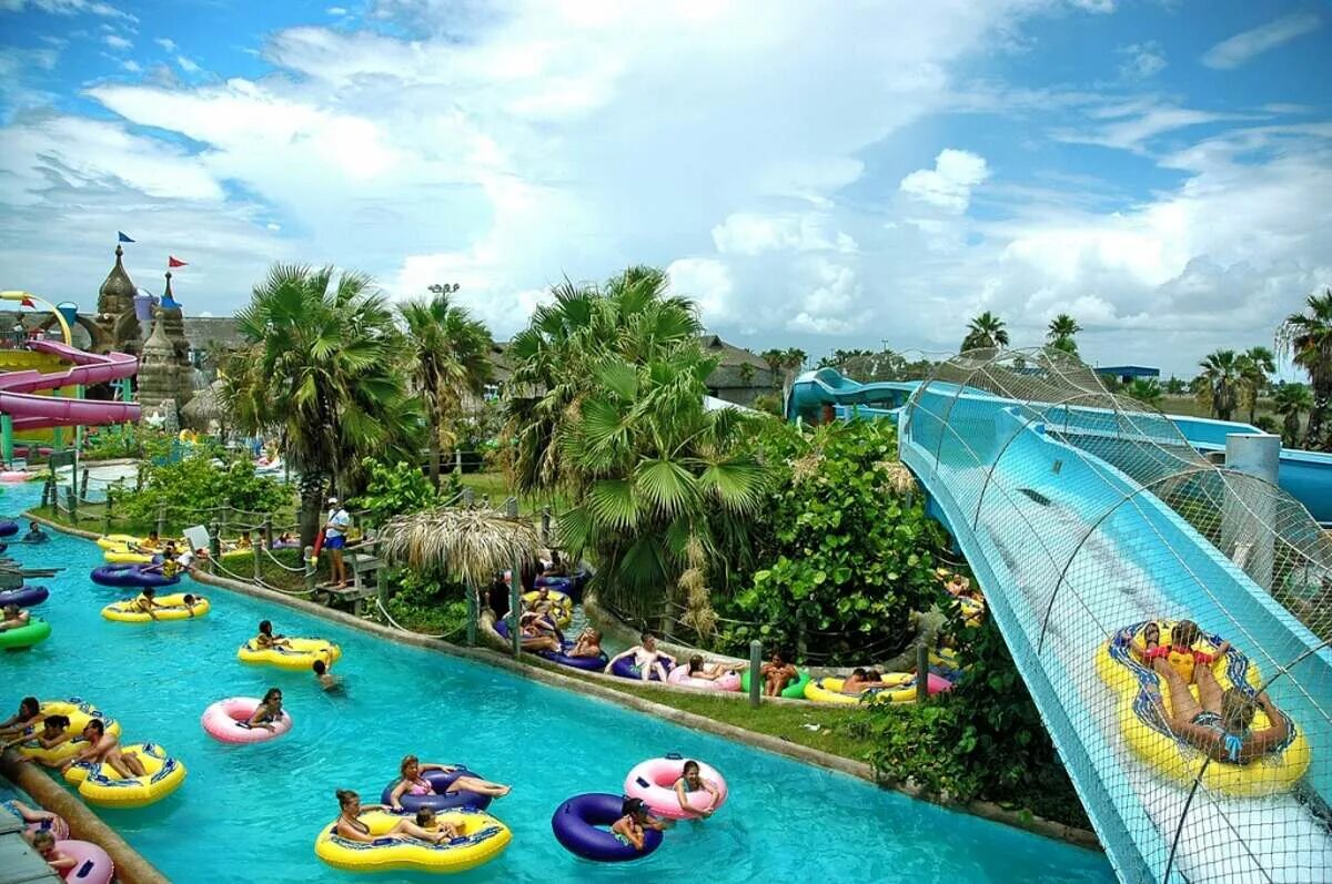 Go to water park. Аквапарк в алабаме. Сплэш джангл пхукет. Go to water park. Дубай аквапарк waterworld.