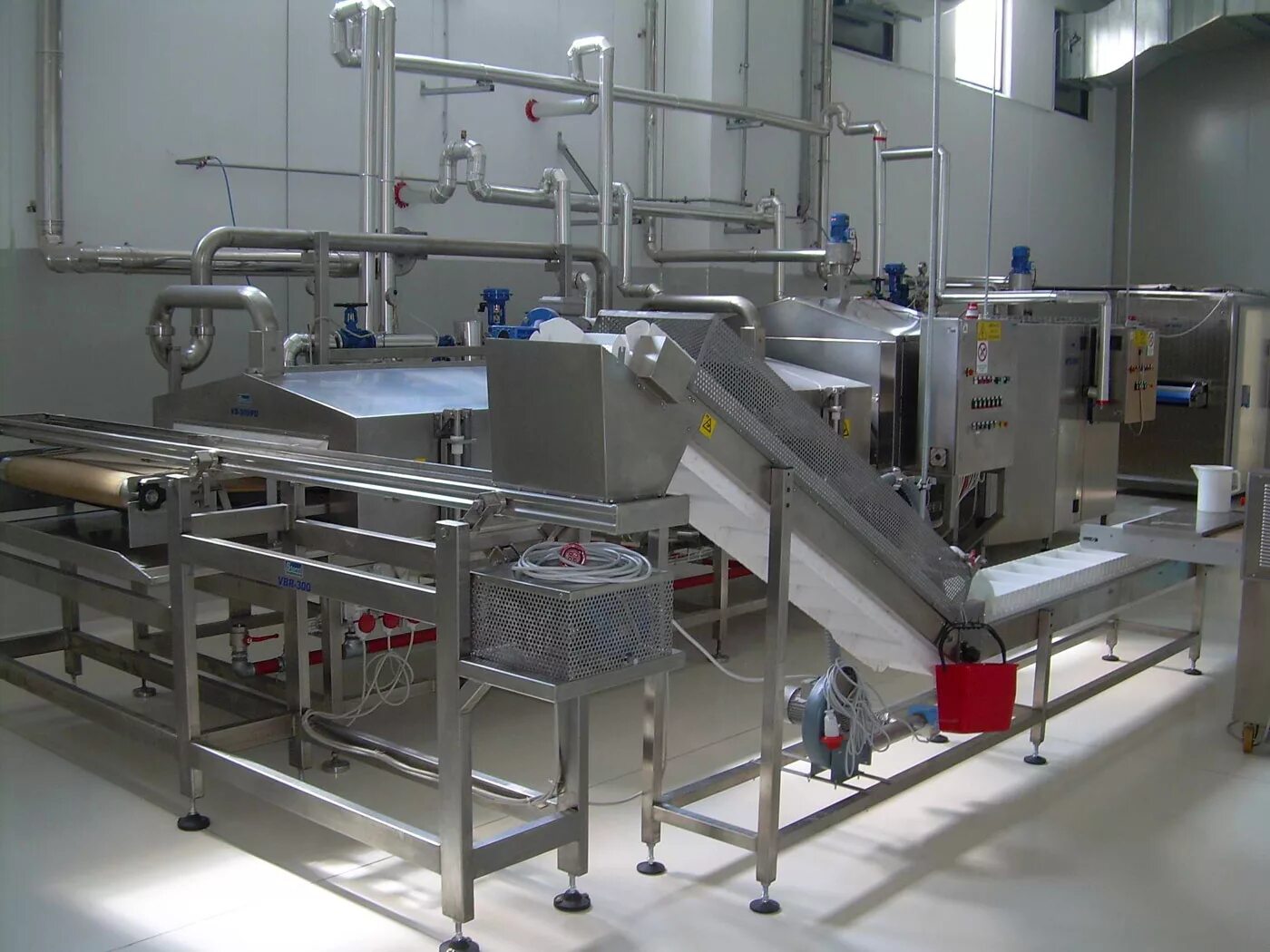 Processing machines