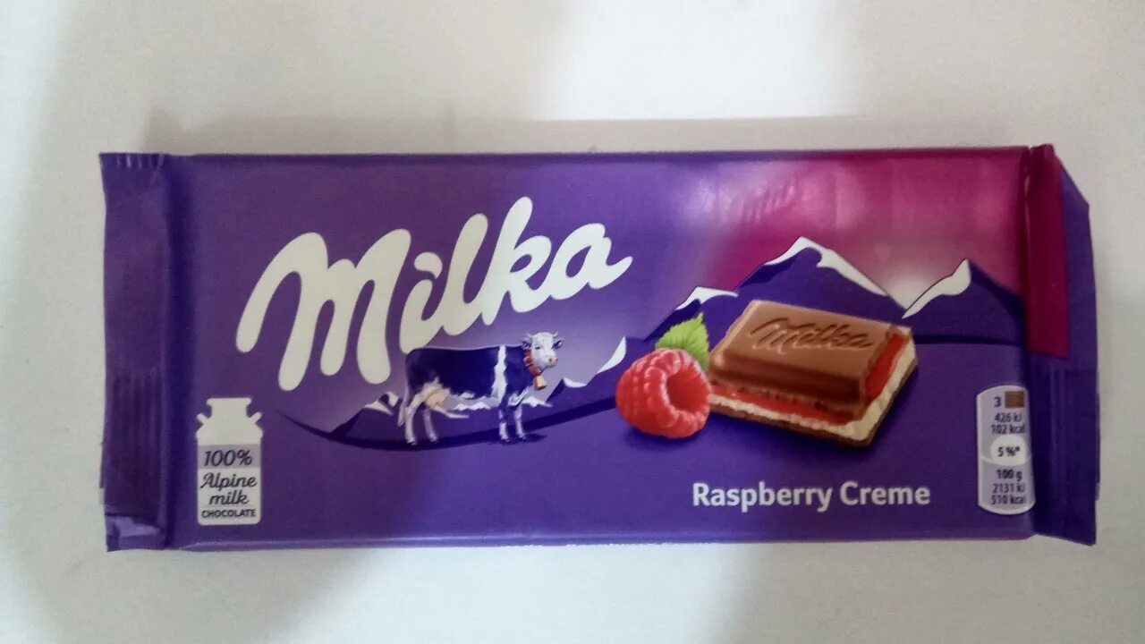 Милка лайф. Шоколад Milka Raspberry Cream 100g. Шоколад Milka молочный, 100 г. Шоколад Milka Bubbles молочный, 80г. Шоколад Милка молочный Лесные ягоды 90г.