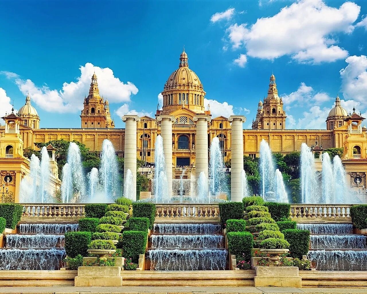Самые яркие достопримечательности. Испания Барселона. Национальный дворец (Барселона). Музей искусств Каталонии в Барселоне. Королевство Испания достопримечательности.