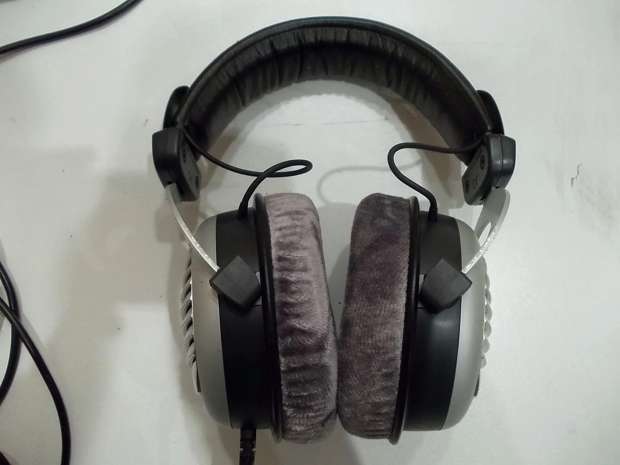 Beyerdynamic dt обзор. Beyerdynamic dt 990 600 ohm. наушники beyerdynamic dt 990. beyerdynamic dt 990 ачх. beyerdynamic dt 990 pro ачх.
