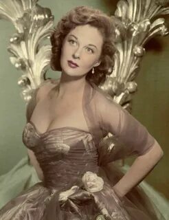 Susan hayward measurements