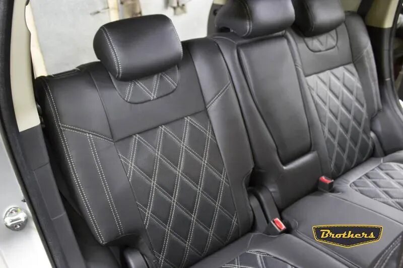 Чехлы на митсубиси аутлендер 3. Авточехлы mitsubishi outlander 3. Чехлы mitsubishi outlander 3. Аутлендер 2 рестайлинг авточехлы. Авточехлы с логотипом митсубиси аутлендер 3.