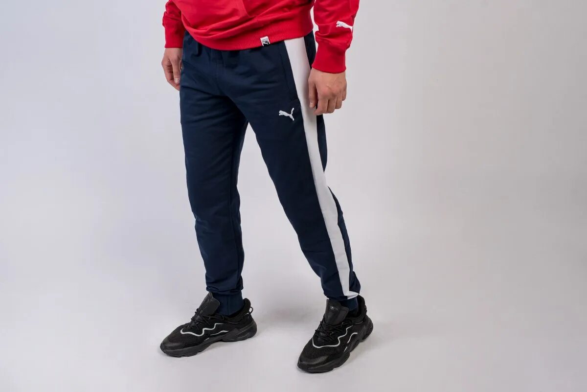 Спортивки поймали. Брюки спортивные Puma 580172. 64953183 Puma брюки мужские. Штаны мужские спортивные Пума 97778803. Штаны Puma сбоку.