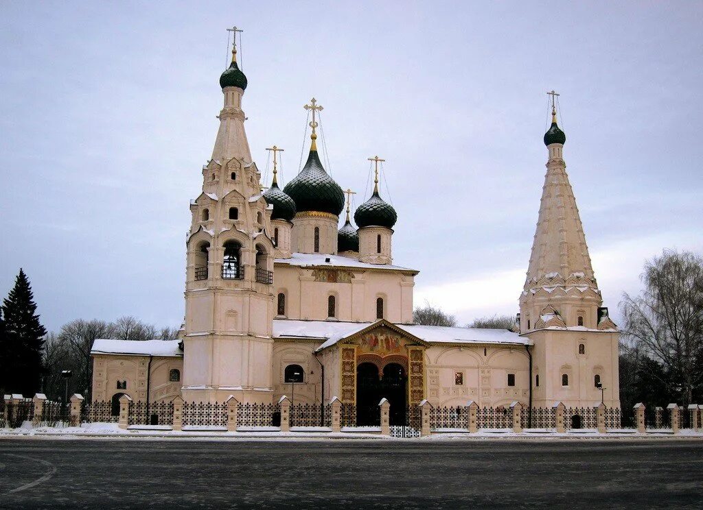 Храм ильи. Церковь ильи пророка в ярославле. церковь ильи пророка в ярославле 17 века. храм ярославля церковь ильи пророка. церковь илии пророка (ярославль).