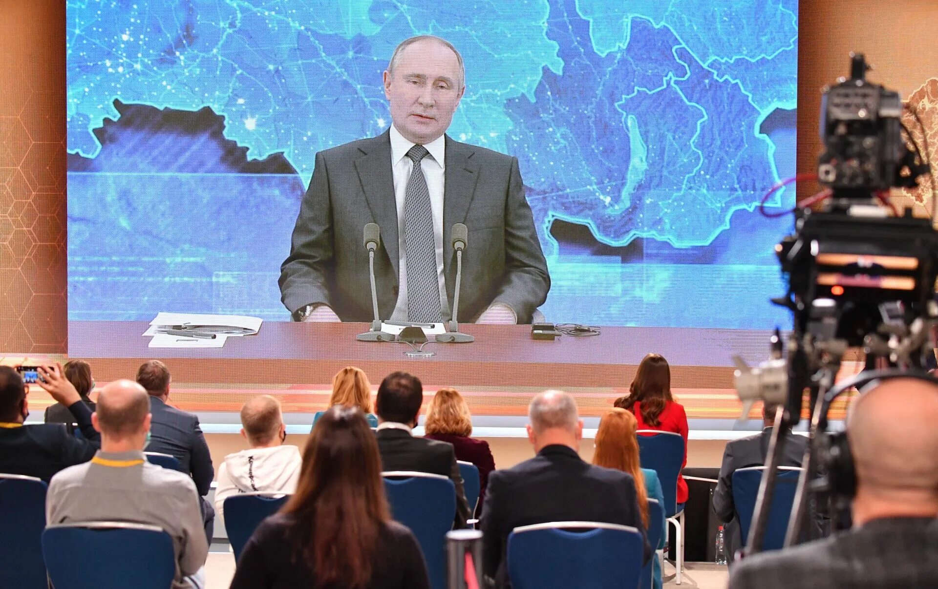 Какого числа пресс конференция. Большая пресс-конференция путина 2025. путин пресс конференция. пресс конференция путина 2025. президент россии 2025 года.