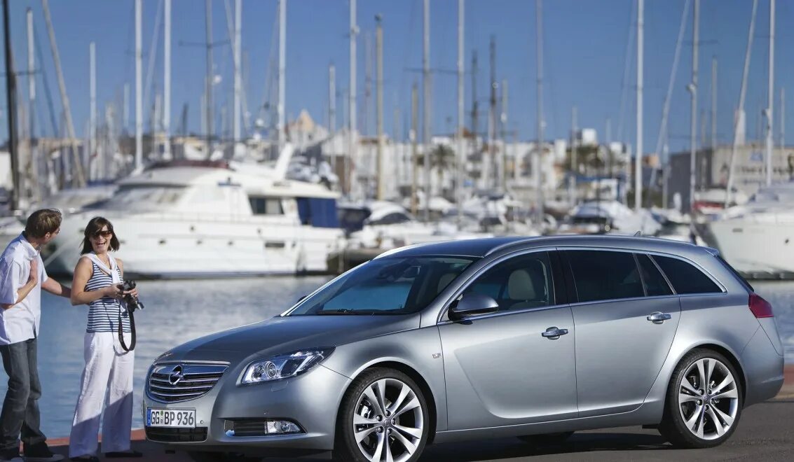 Опель Инсигния 2.0 универсал. Opel Insignia Sports Tourer 2010. Опель Инсигния универсал 2010. Опель Инсигния 2008 универсал.