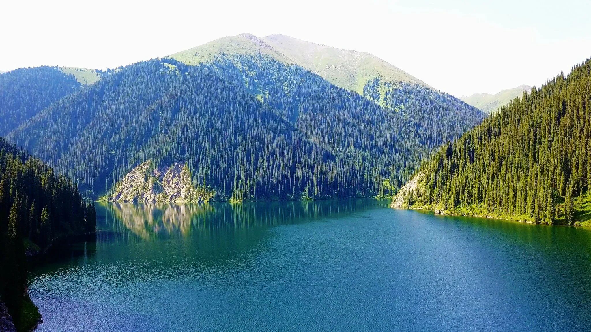 каинды киргизия. озёра казахстана озеро каинды. озера на территории казахстана. озера на территории казахстана. озеро кольсай алматы.