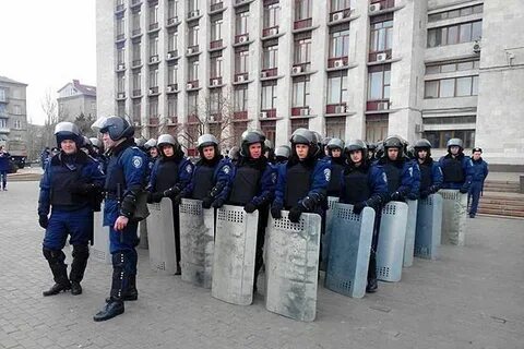 В москве полицейских перевели на усиленный режим