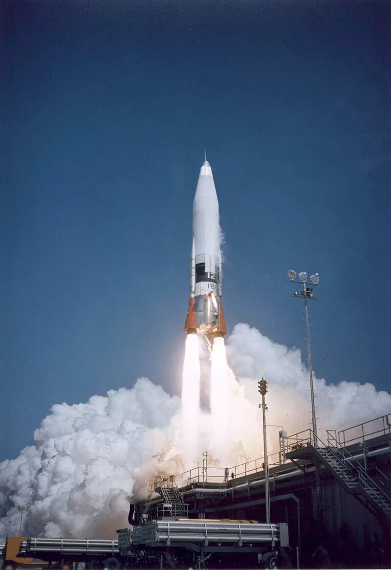 Межконтинентальная баллистическая ракета сша. Atlas icbm. Американская баллистическая ракета минитмен 3. Баллистическая ракета титан. Мбр р-36орб.