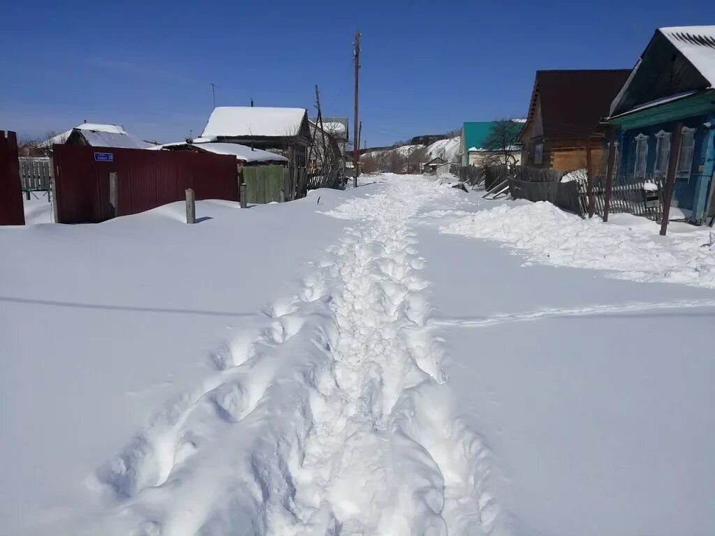 Тобольск 3 дня. Снежка тобольск. ураган в тобольске. много снега в тобольске. улица дальняя тобольск.
