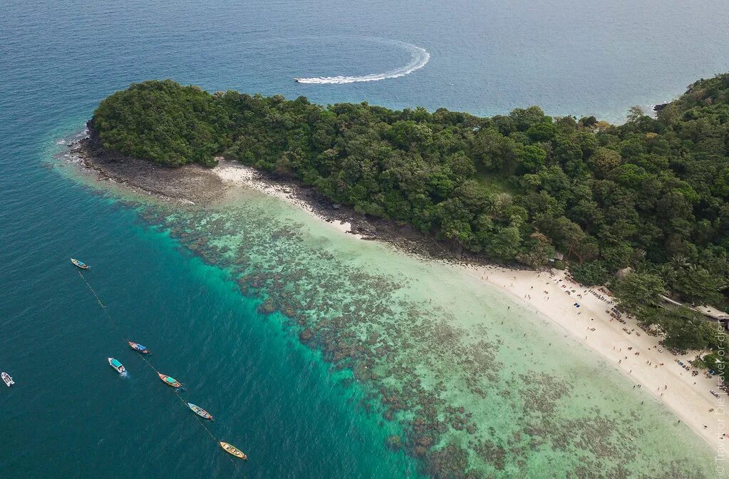 Coral island на русском. Коралловый остров Тайланд. Корал Айленд Пхукет. Остров Корал Тайланд. Остров Рача Таиланд.