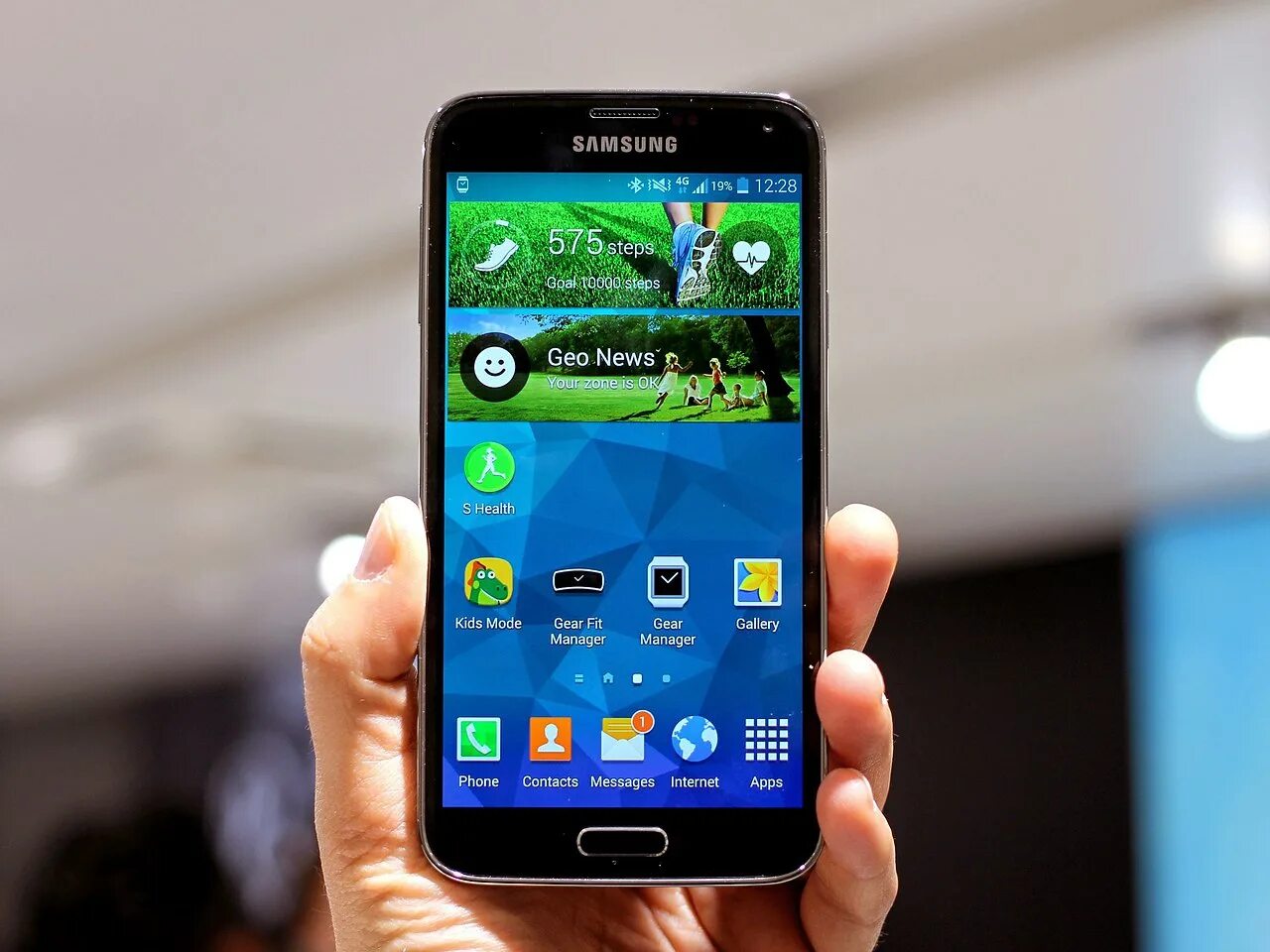 Фотографии самсунга галакси. Samsung Galaxy s5. Samsung Galaxy s5 Mini. Samsung s5 Mini Duos. Смартфон самсунг галакси а5.