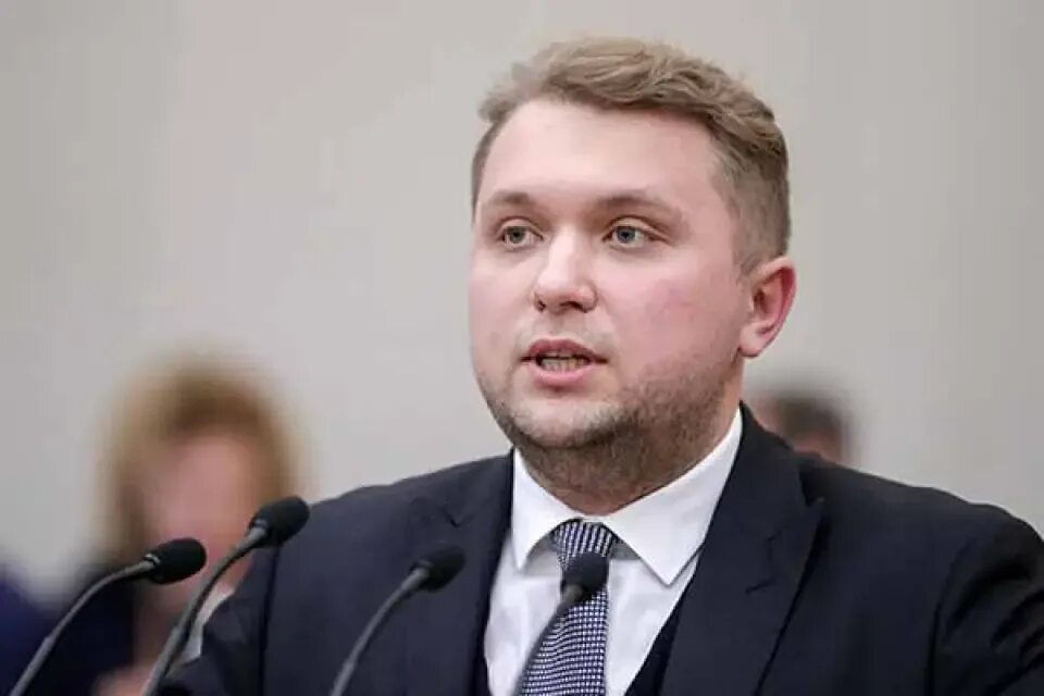 Вице спикер госдумы чернышов лдпр. Чернышов вице. Вице-спикер госдумы чернышов. Чернышов вице. Чернышов вице спикер.
