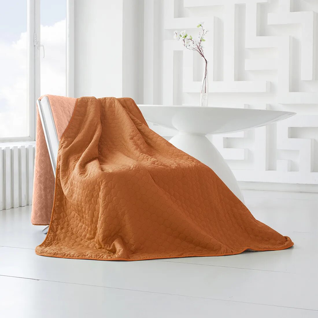 покрывало бразилия хлопок buddemeyer. плед home blanket красный. рыжая кошка. плед рыжий на белом фоне. плед в интерьере.