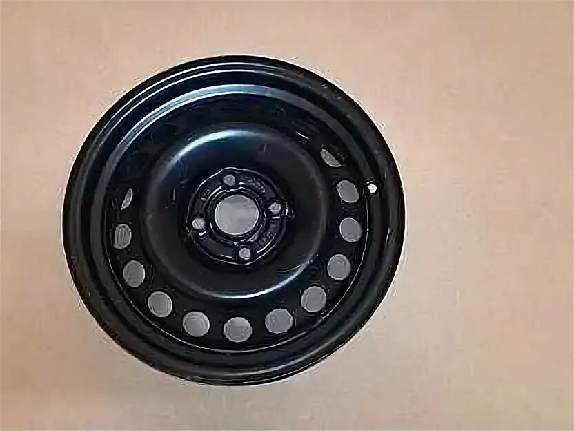 Штампованный диск авео. Диск штампованный шевроле авео р15. Штампованные диски r15 на шевроле авео т250. Диск штамповка шевроле авео. Штампованный диск авео.